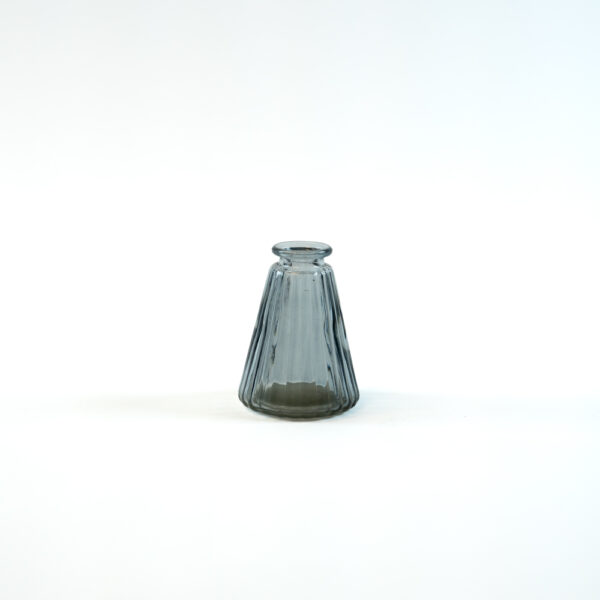 Skleněná vázička modro-šedá  9,5 cm - pyramidová