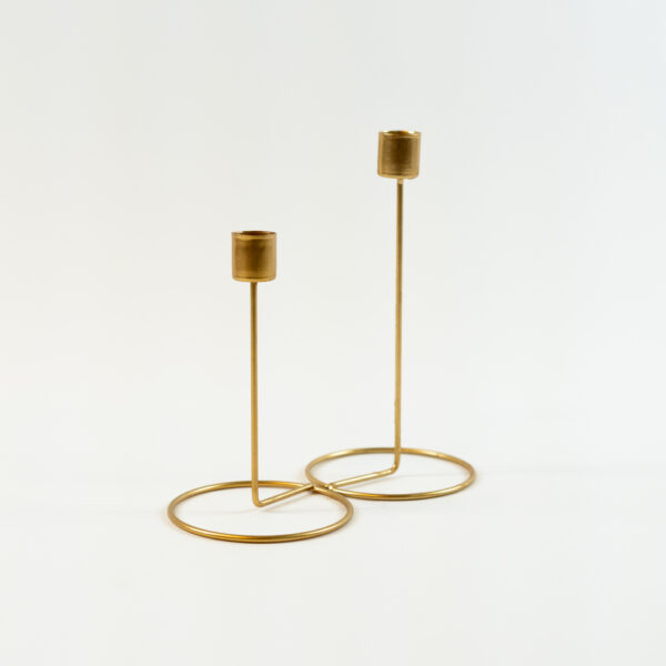 Kovový svícen na kónickou svíčku zlatý - 20 cm