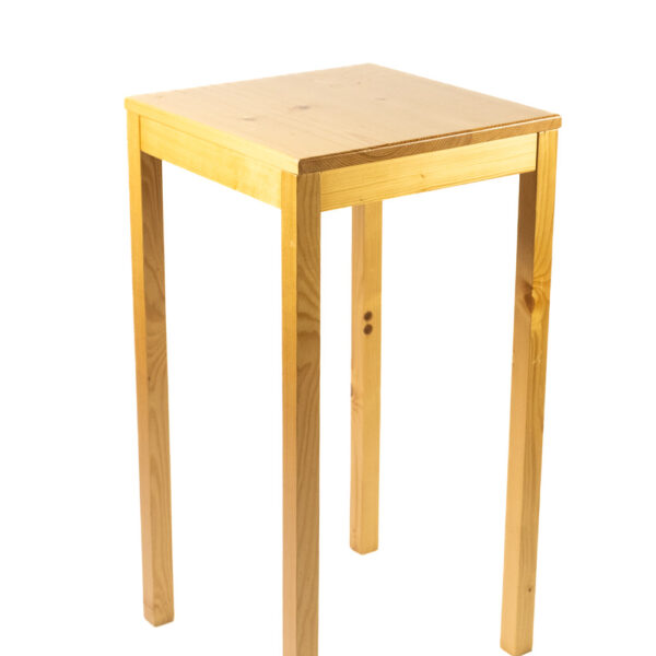 Dřevěný/obřadní stolek  světlý- vyšší (95 cm)