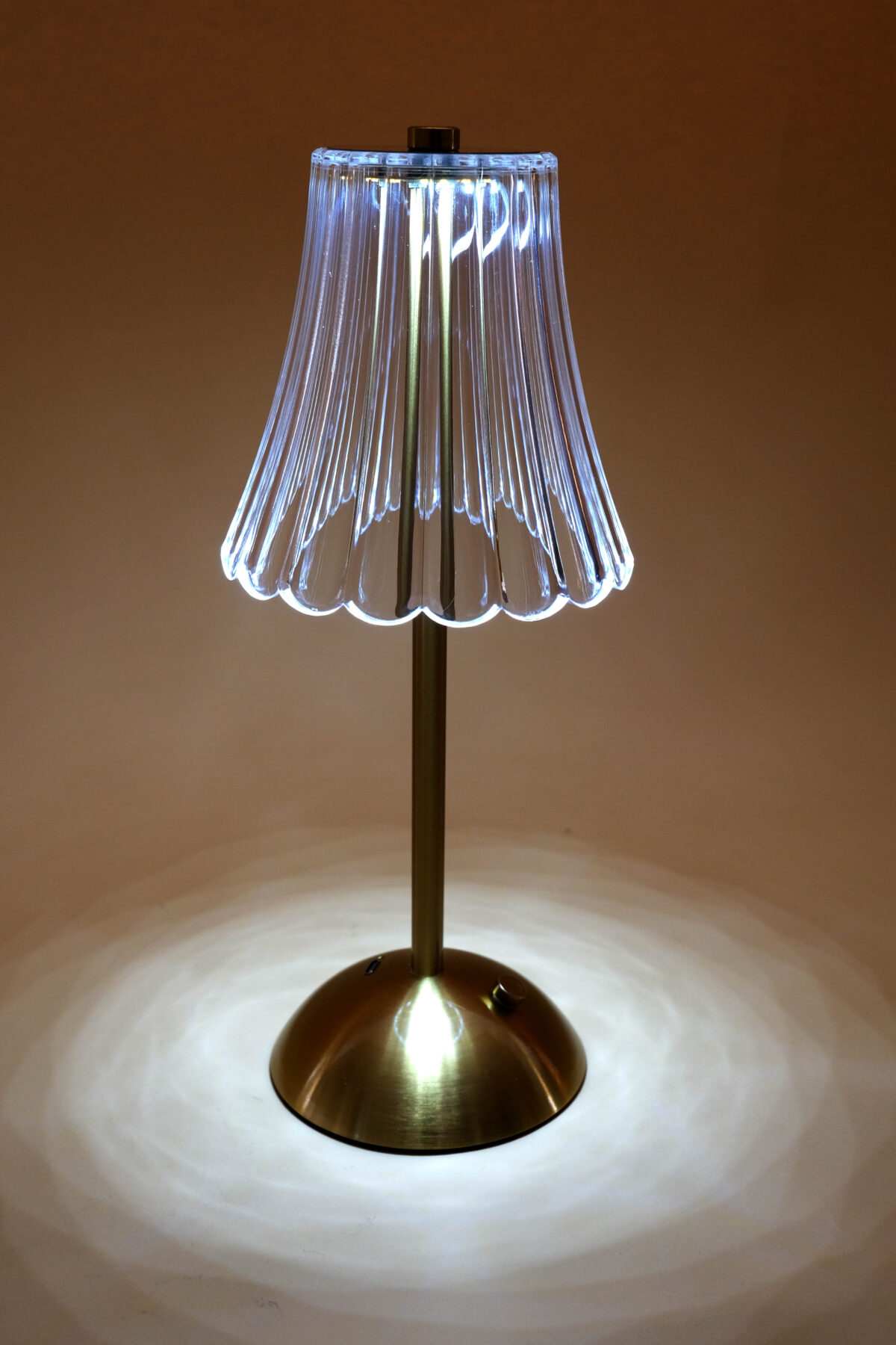 Lampička zlatá - 30 cm - Image 3