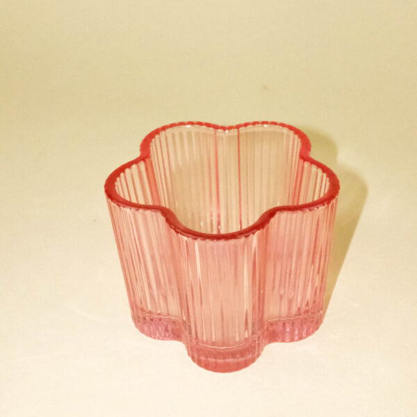 Skleněný svícen "kytka" 6 cm